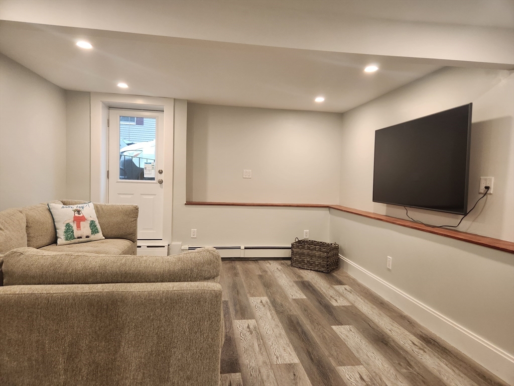 150 Centre St # 1