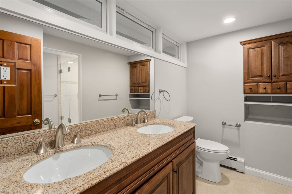 85 Schoolmaster Ln