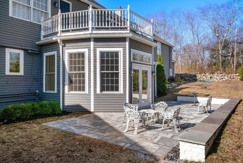 85 Schoolmaster Ln