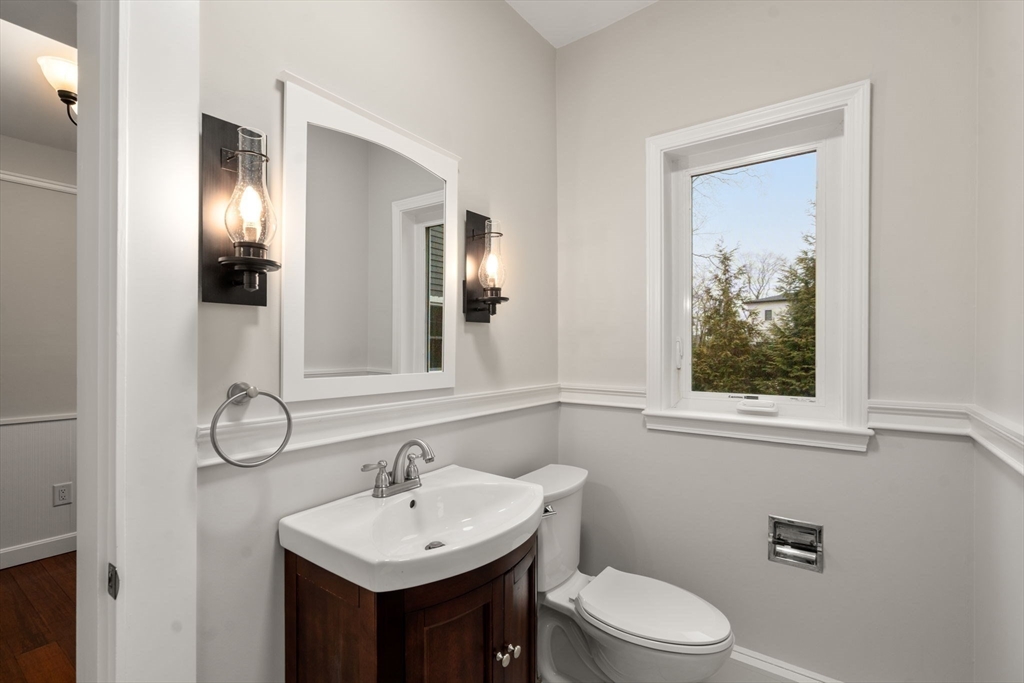 85 Schoolmaster Ln