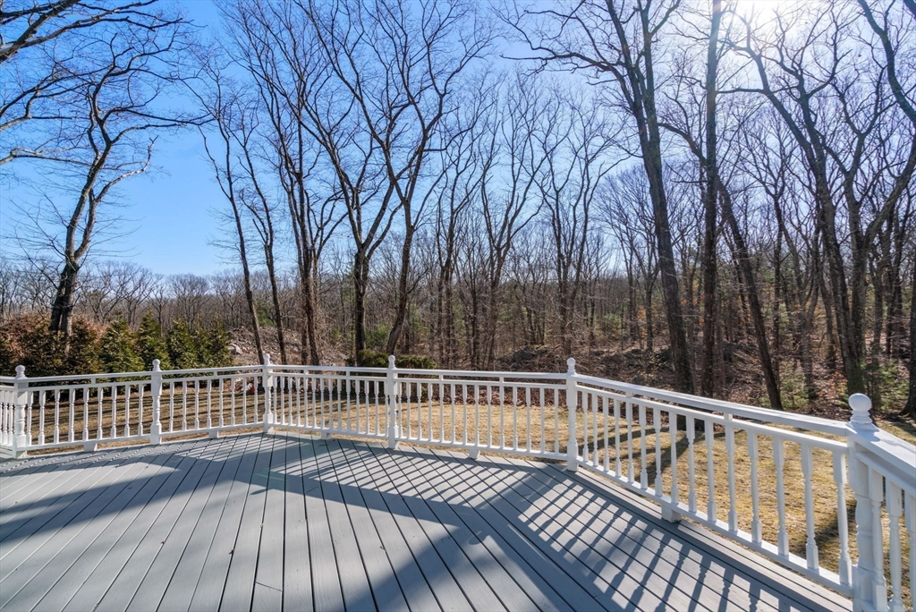 85 Schoolmaster Ln