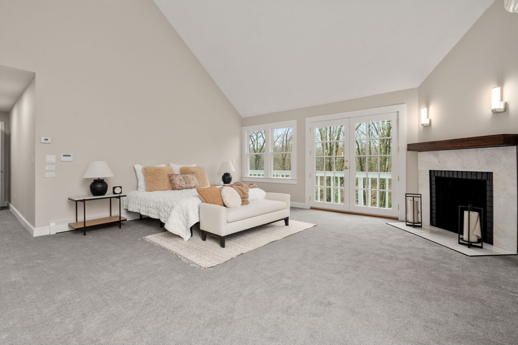 85 Schoolmaster Ln