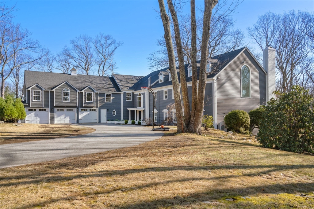 85 Schoolmaster Ln