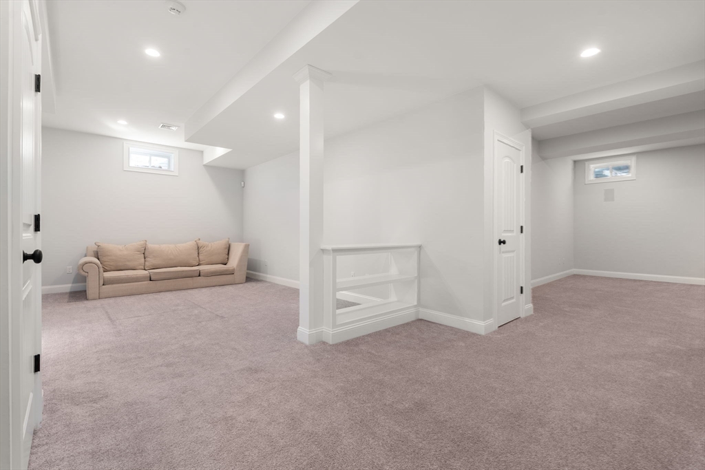 36 Rosewood Cir