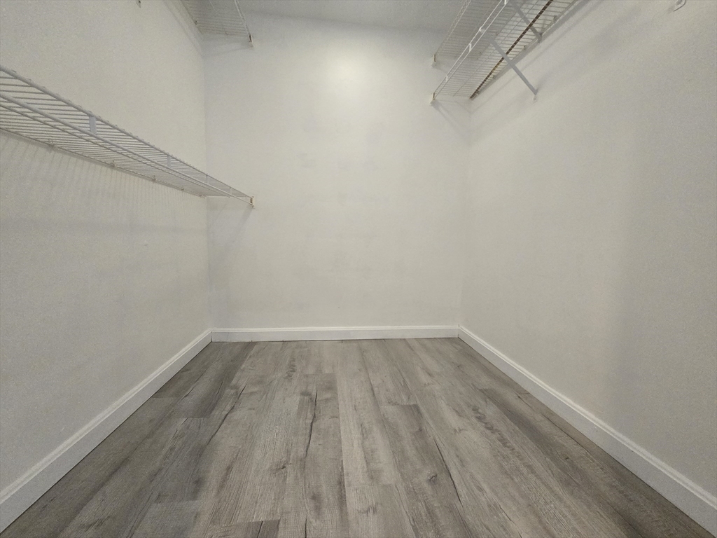 165 Cottage St # 706
