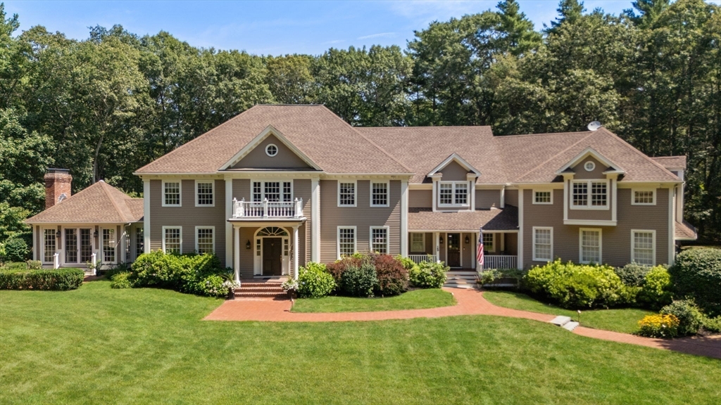 137 Lake Street