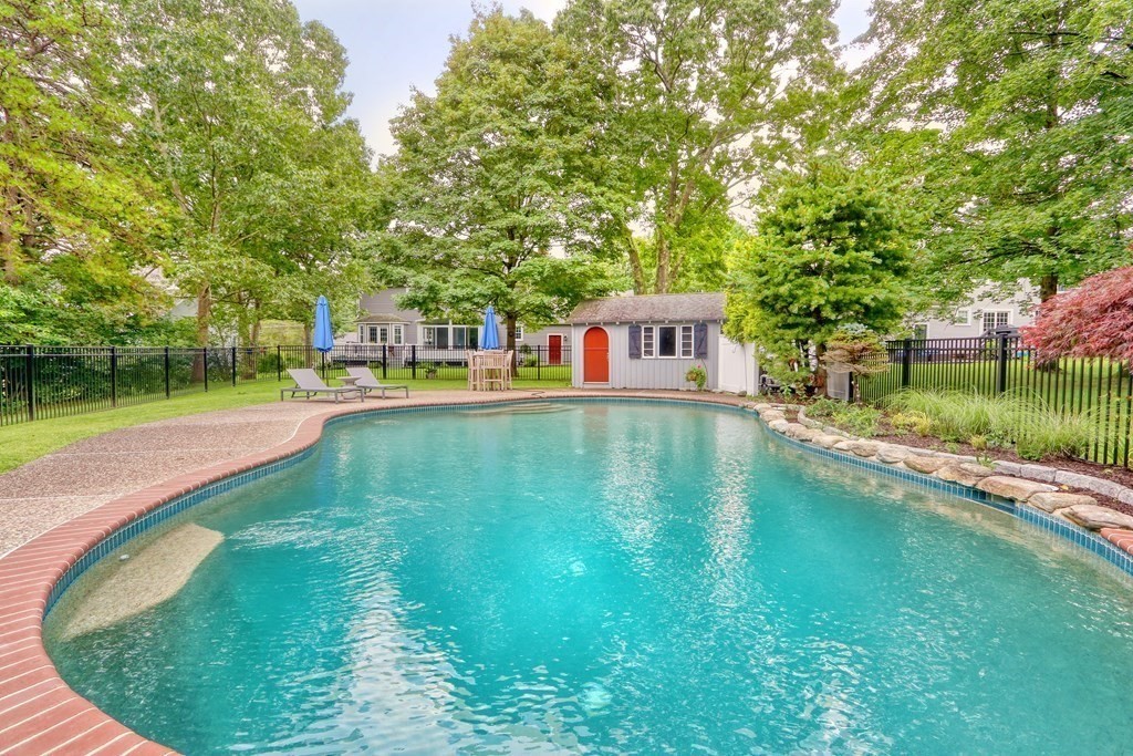 8 Mckinley Avenue