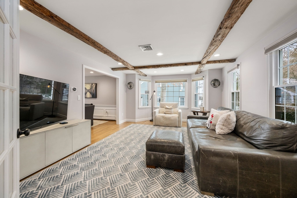 8 Mckinley Avenue