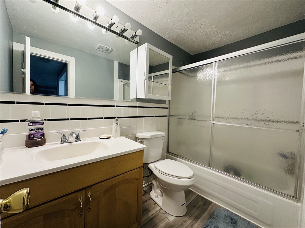 8 Tara Dr # 5