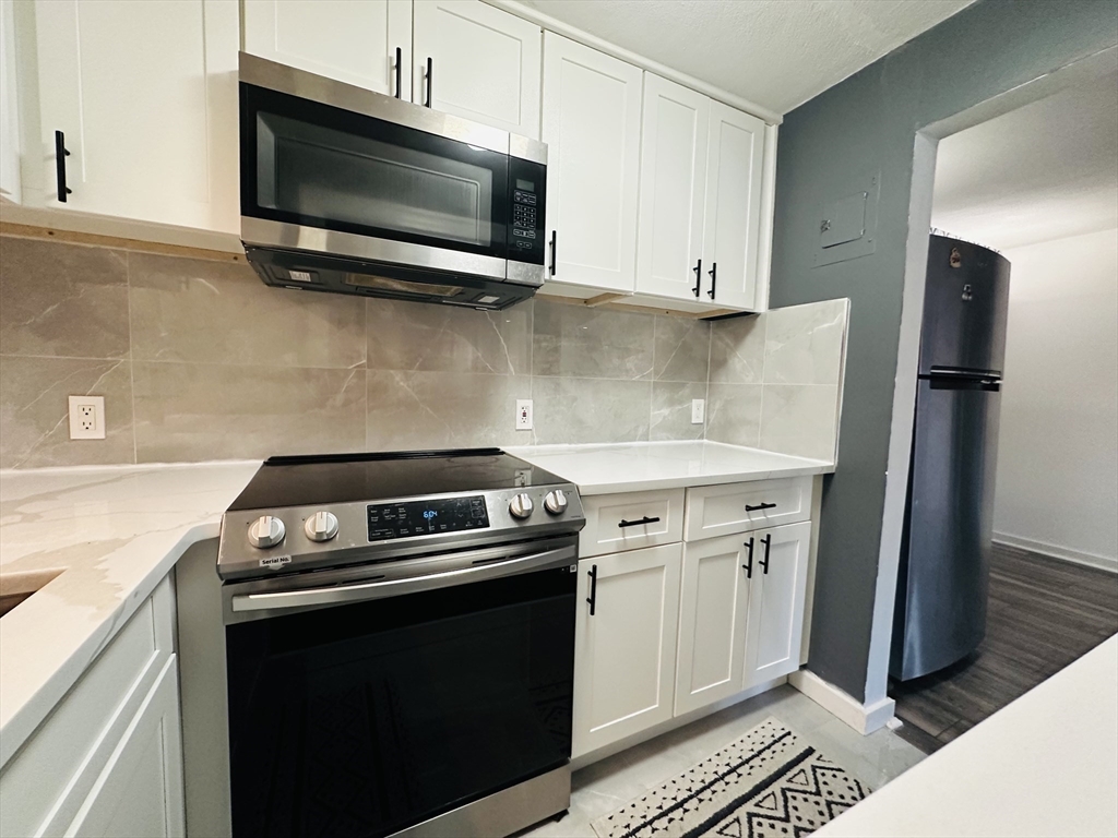 8 Tara Dr # 5