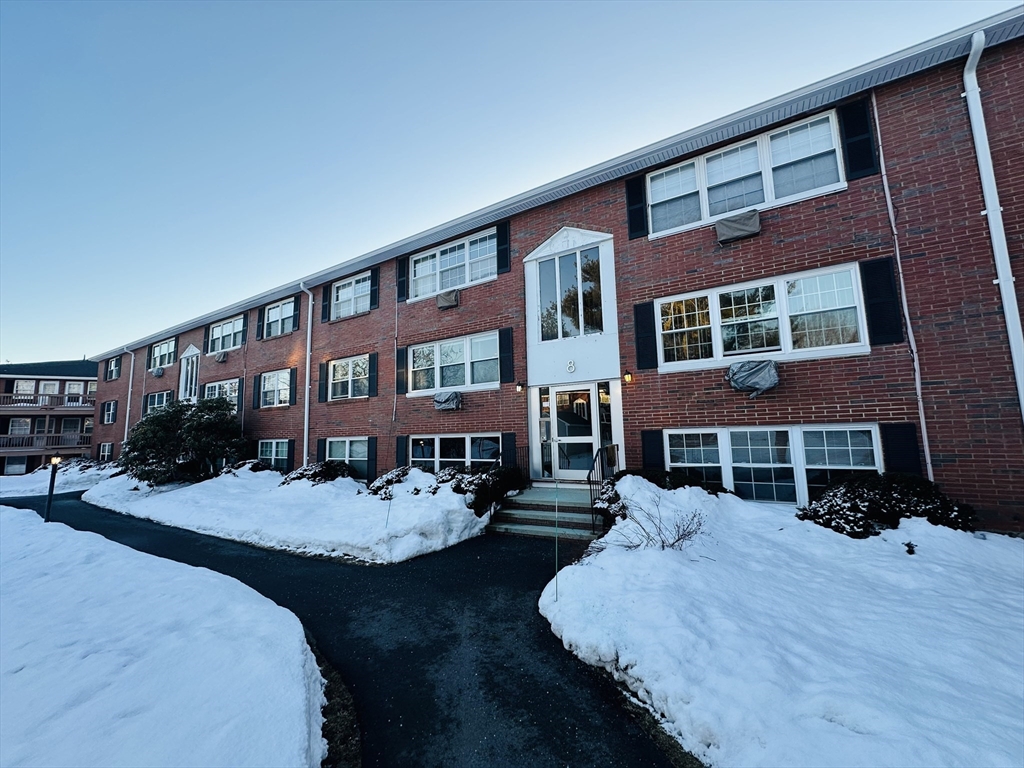 8 Tara Dr # 5