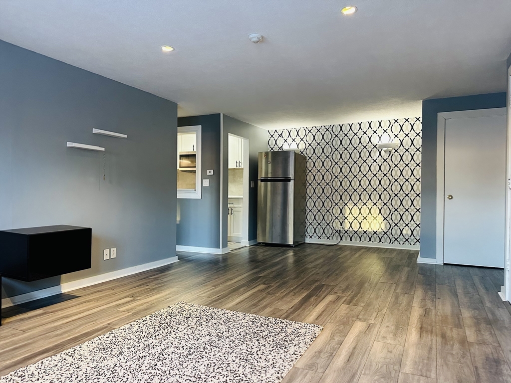 8 Tara Dr # 5