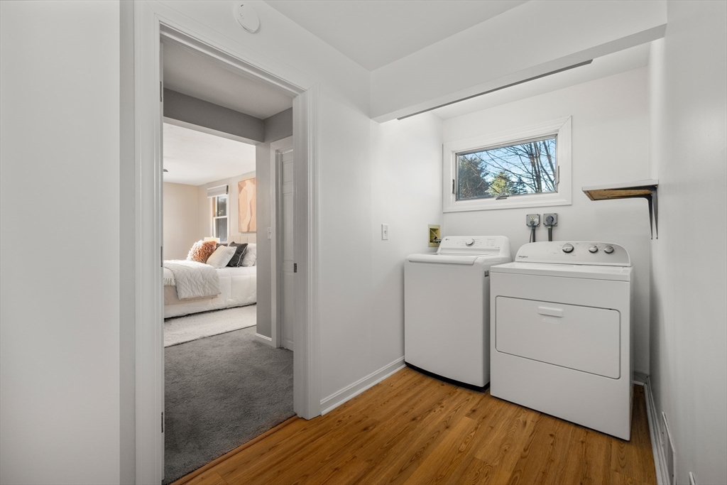53 Regal St