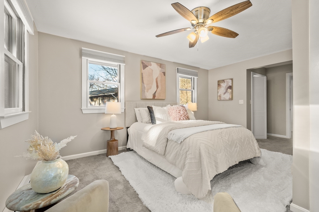 53 Regal St
