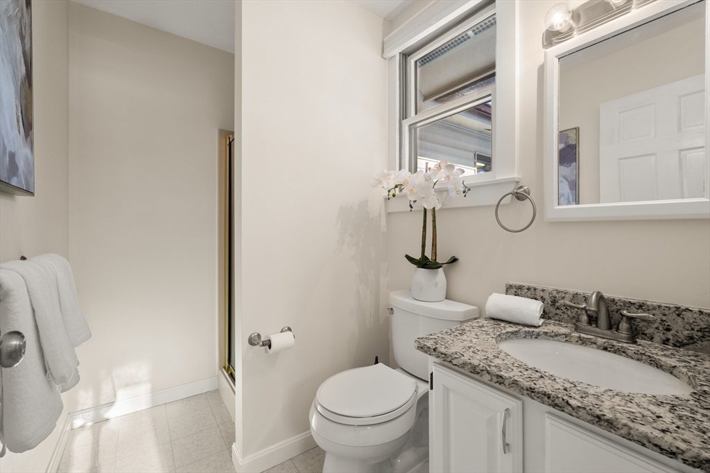 53 Regal St