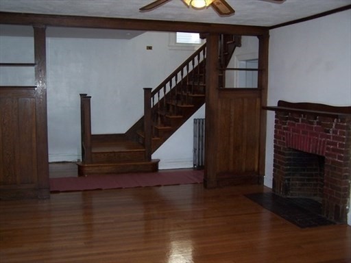 427 N Main St