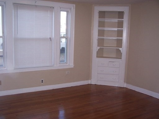 427 N Main St
