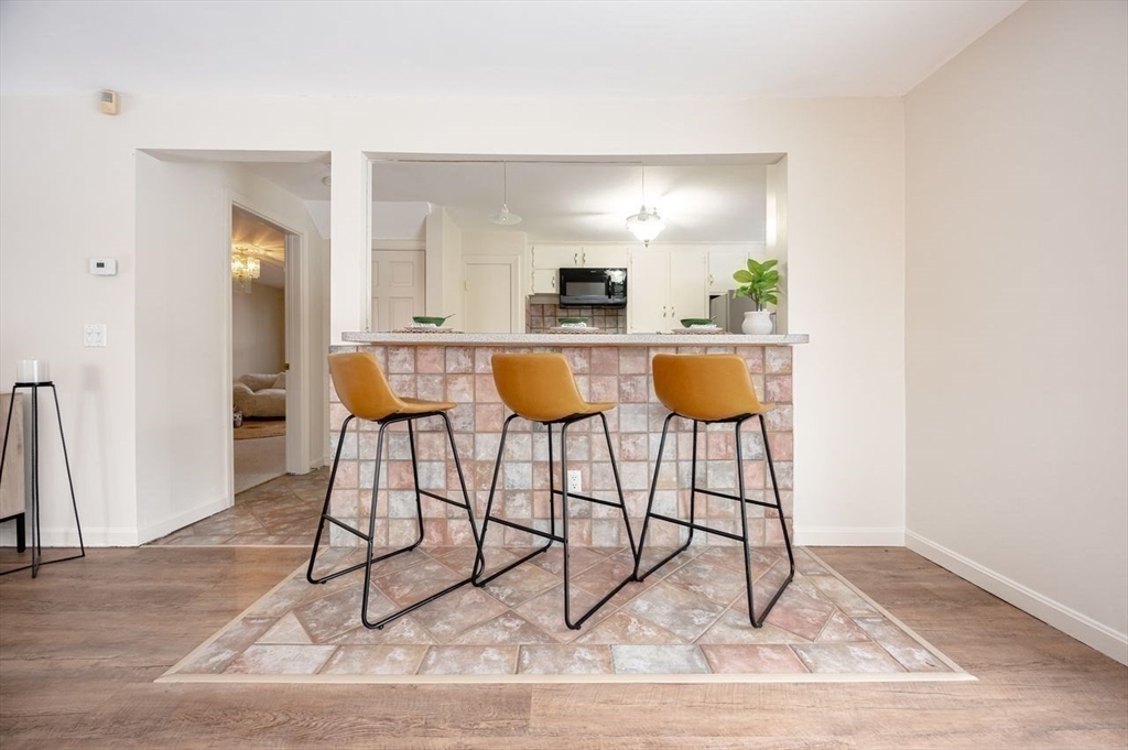 15 Alroy Rd
