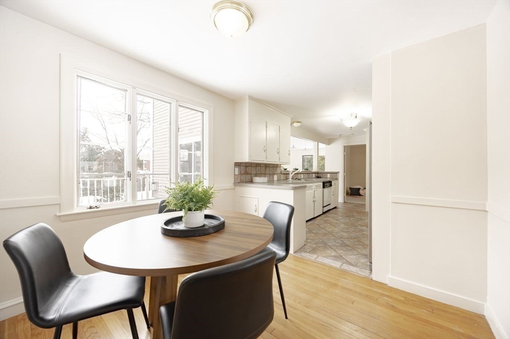 15 Alroy Rd