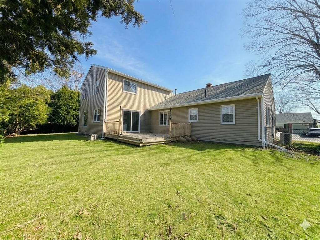 15 Alroy Rd