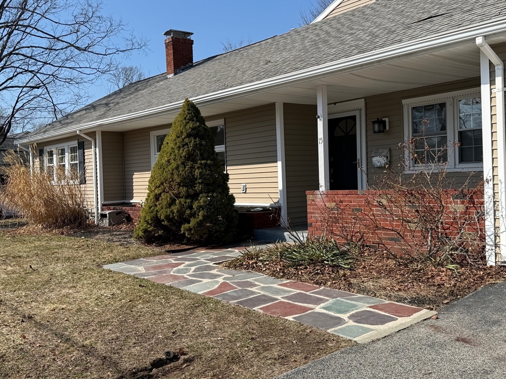 15 Alroy Rd