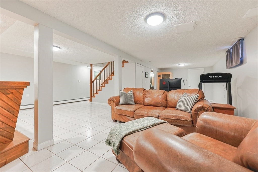 109 Partridge Cir