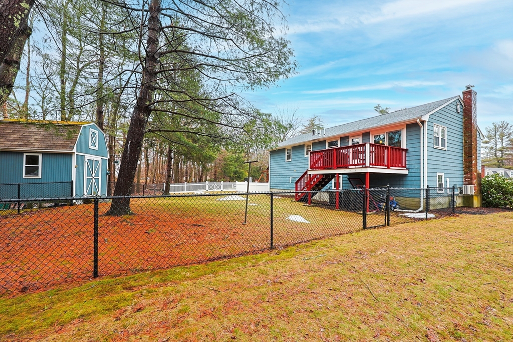 5 Jackson Dr