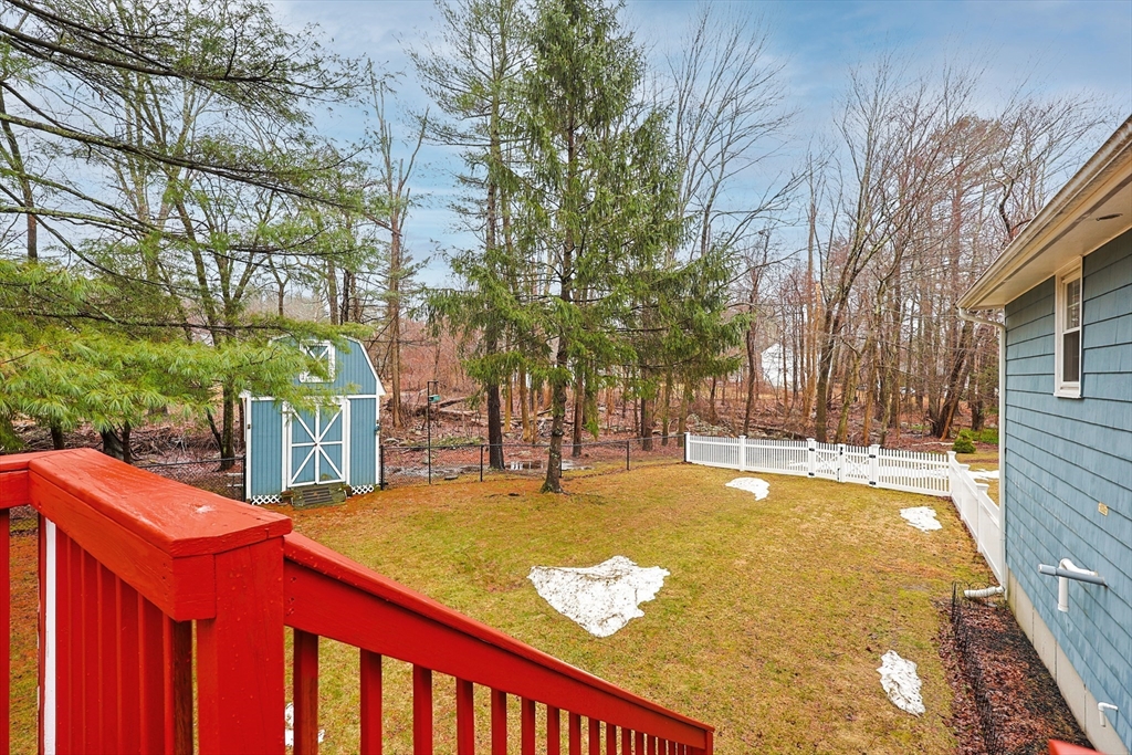 5 Jackson Dr