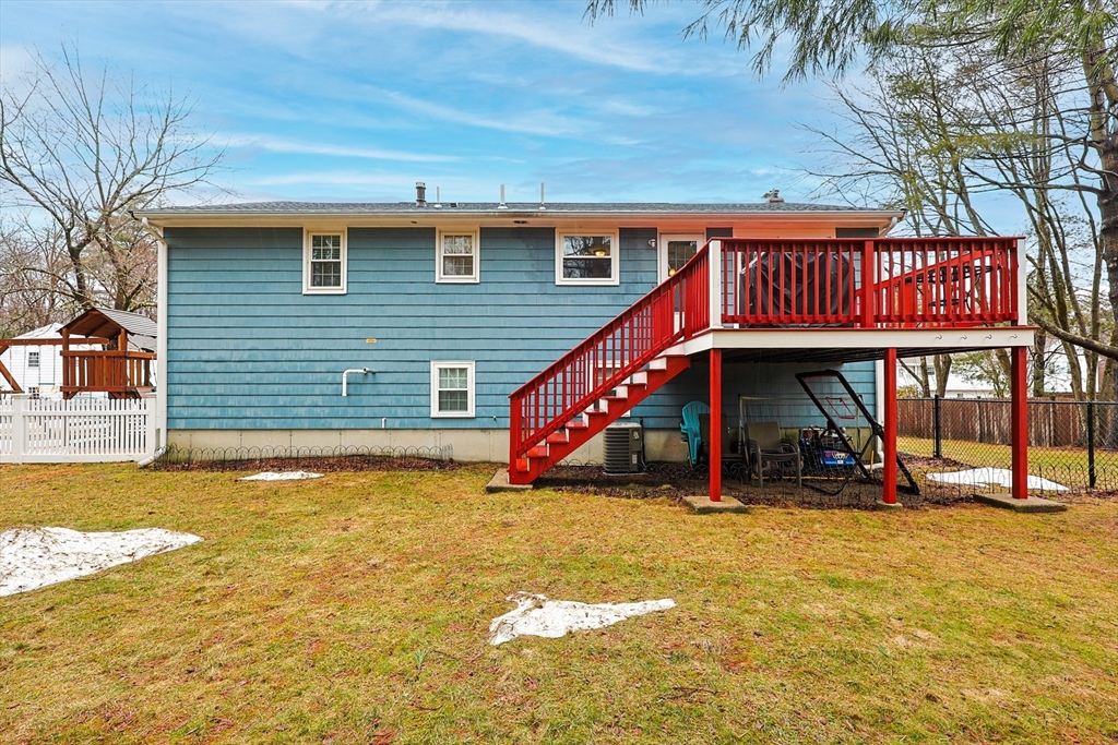 5 Jackson Dr