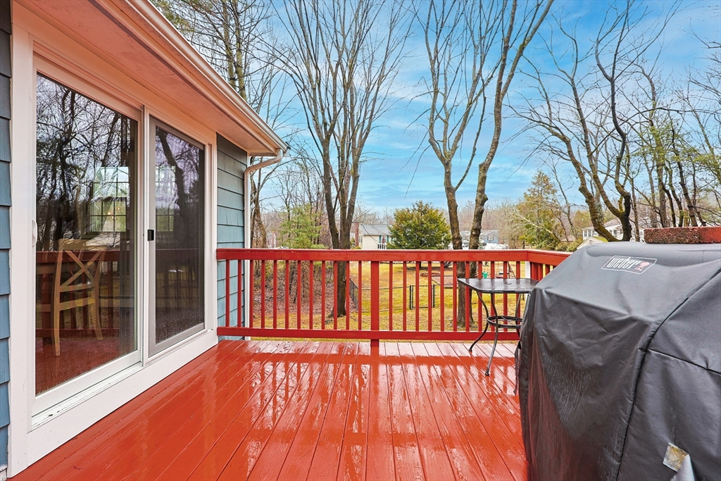 5 Jackson Dr