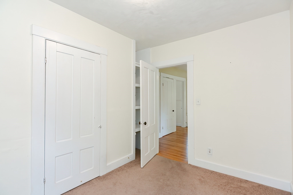 118 Main St