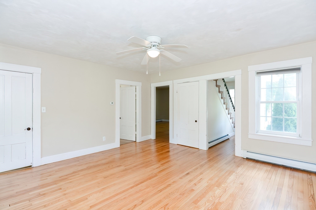 118 Main St