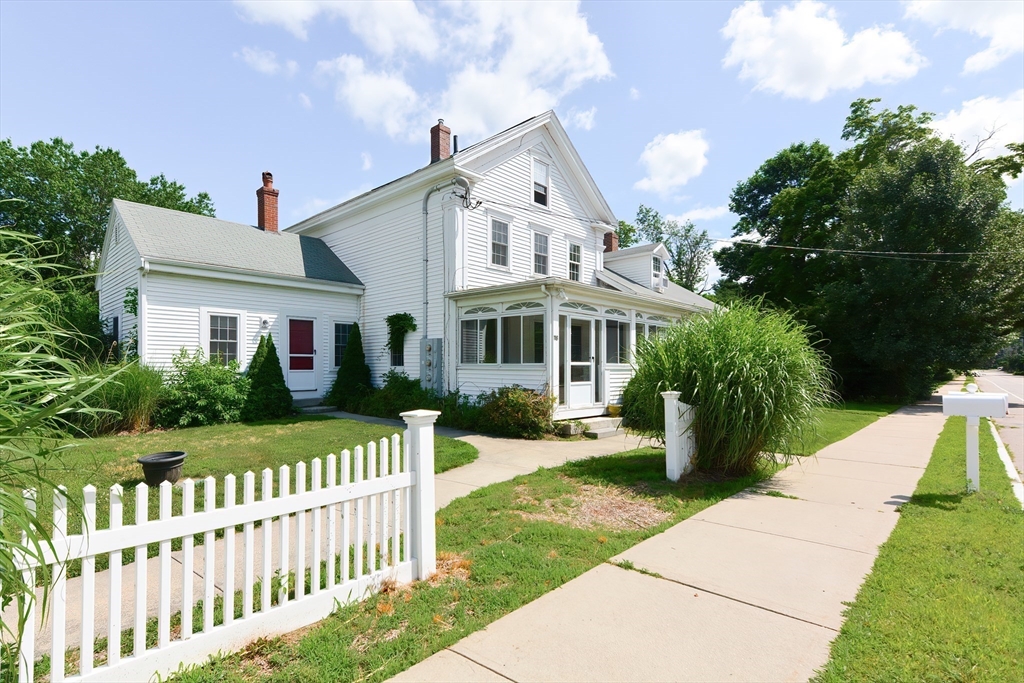 118 Main St