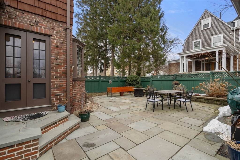 147 Mt. Vernon Street