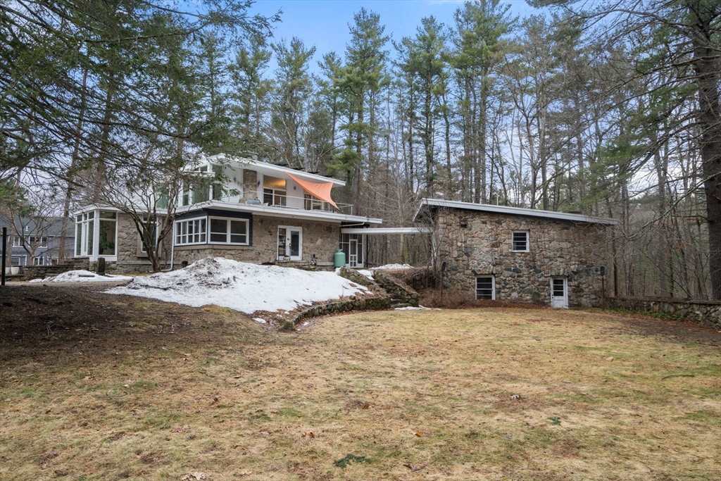 160 Granite St