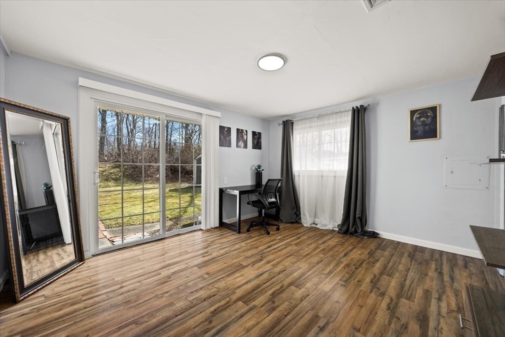 109 Lester Road
