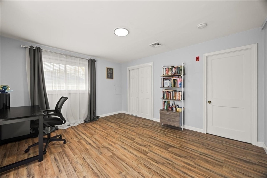 109 Lester Road