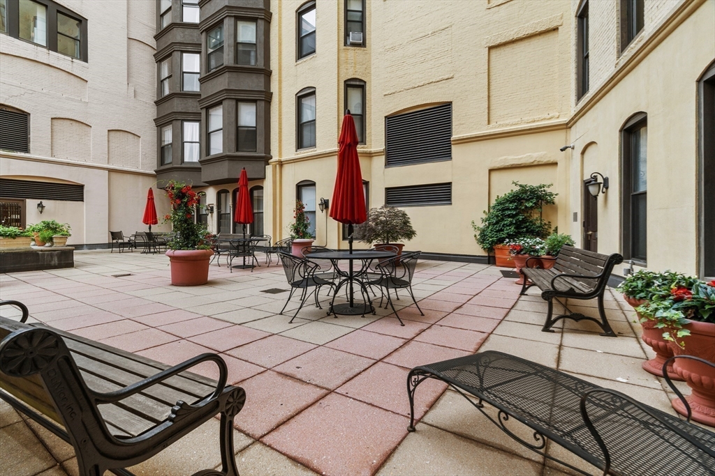4 Charlesgate E # 606
