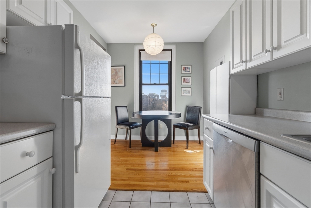 4 Charlesgate E # 606