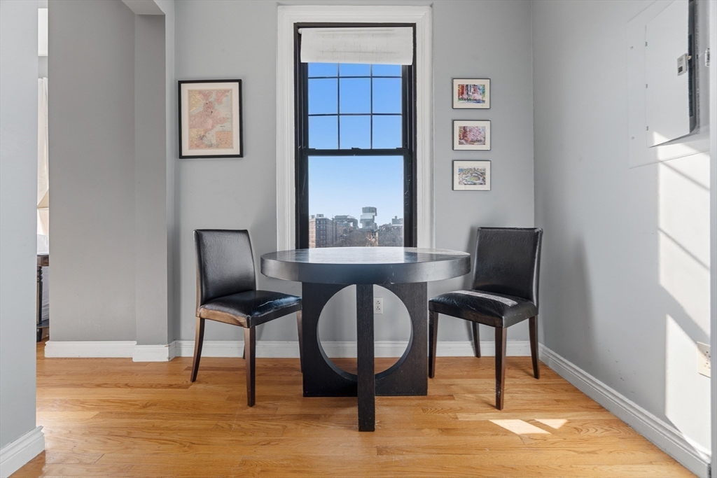 4 Charlesgate E # 606