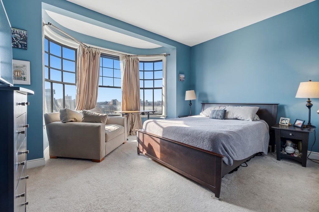 4 Charlesgate E # 606