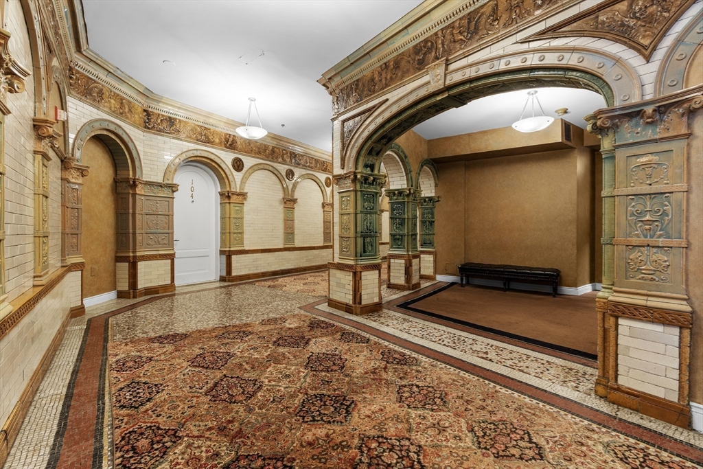 4 Charlesgate E # 606