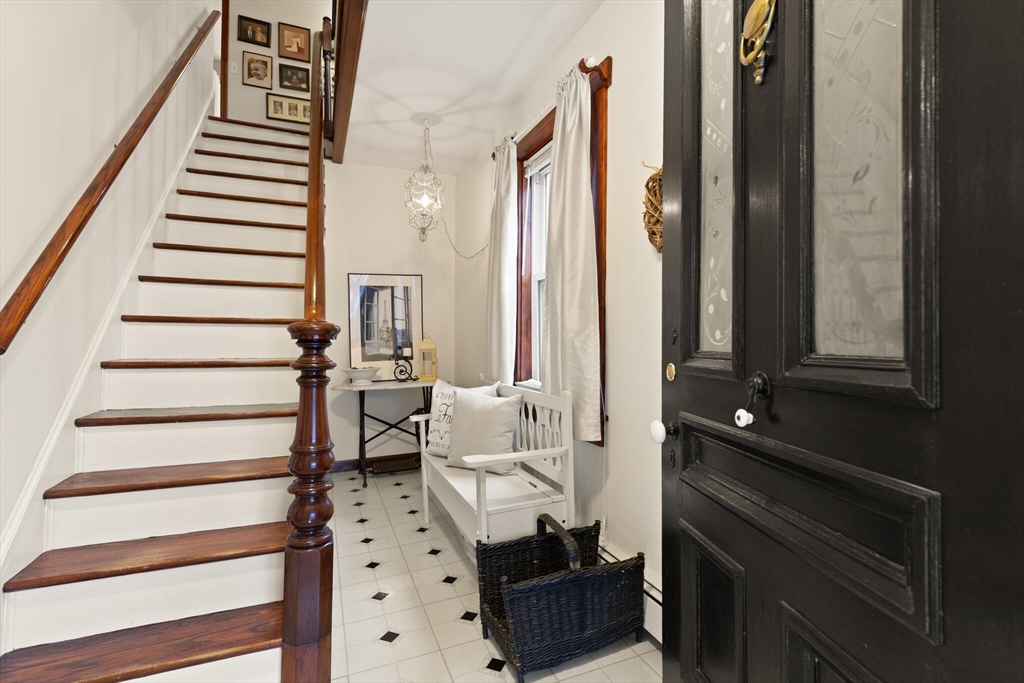 49 Chestnut Street