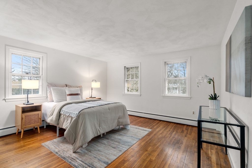 8 Woodfall Road