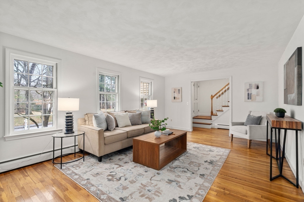 8 Woodfall Road