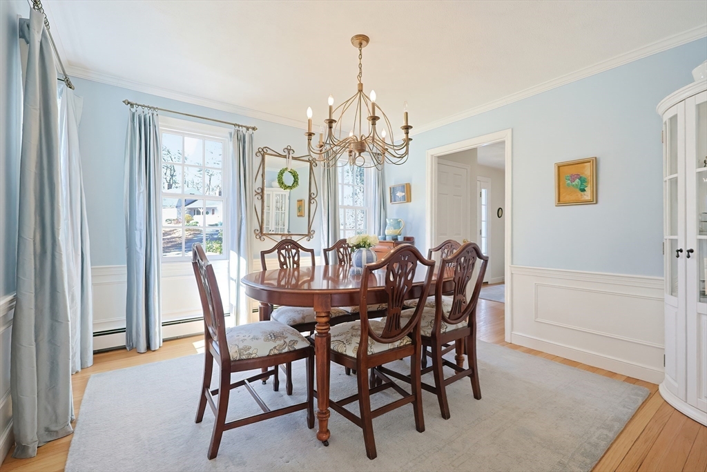 6 Colburn Circle
