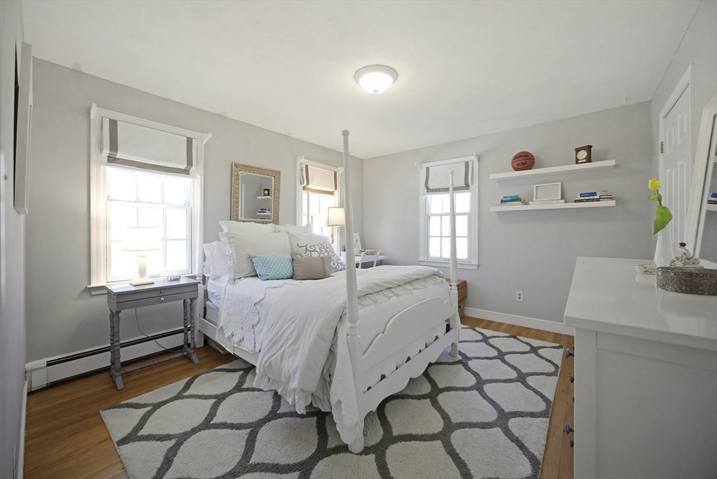 6 Colburn Circle