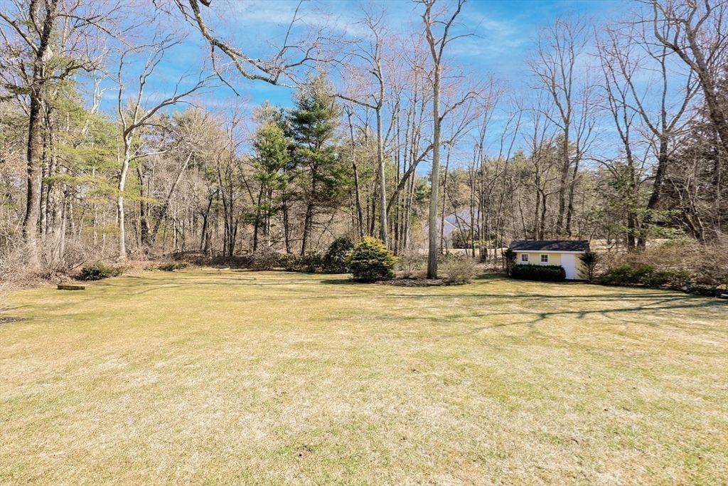 6 Colburn Circle