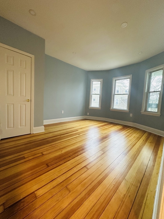 28 Melbourne St # 3