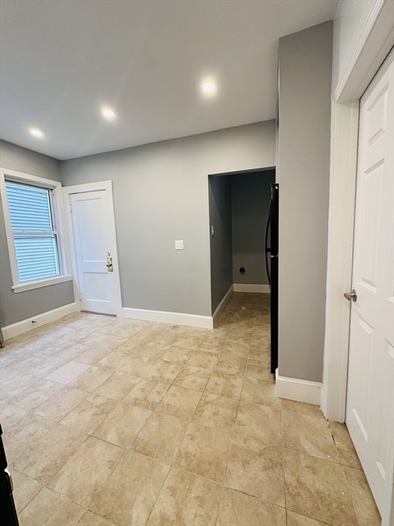 28 Melbourne St # 3